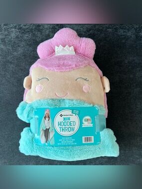 NWT Kid’s Member’s Mark Cute Characters Princess Hooded Throw